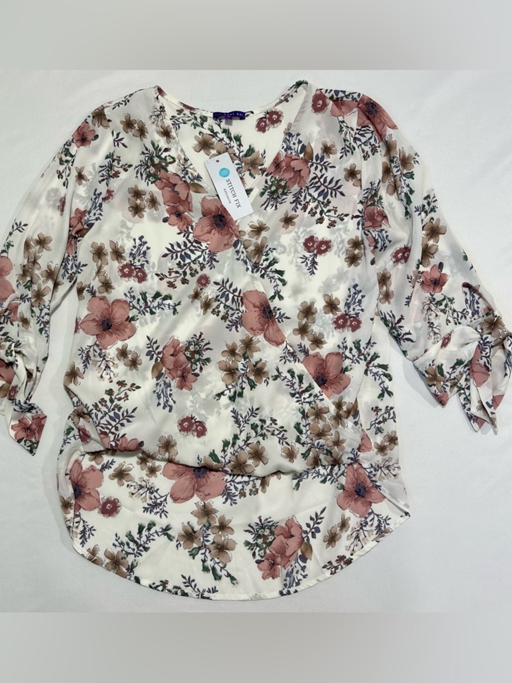 West Kei surplice neck blouse. Cottagecore floral print. NWT!
Size: Small - Picture 6 of 10